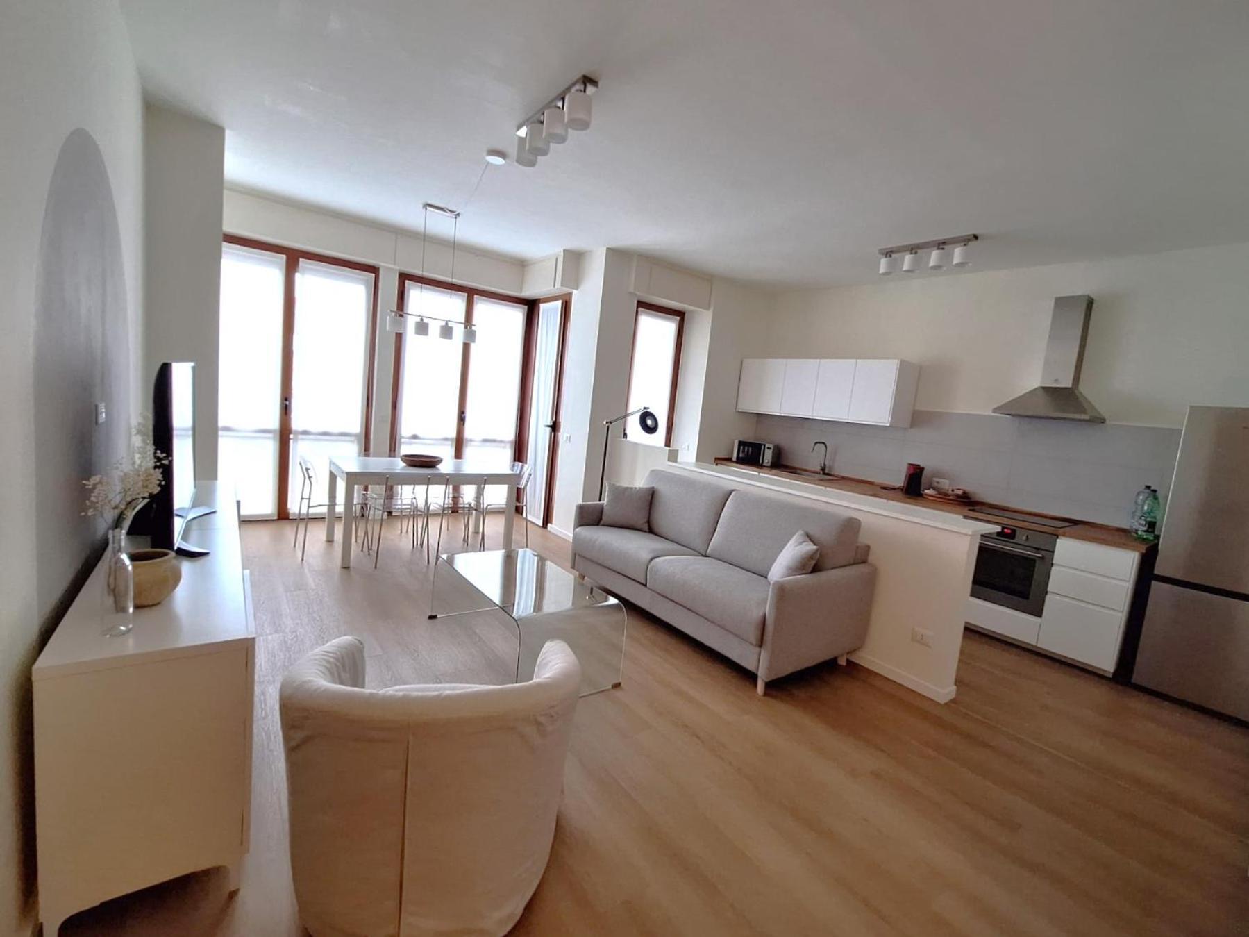 Charming Towers Guest House-apartment * Milan